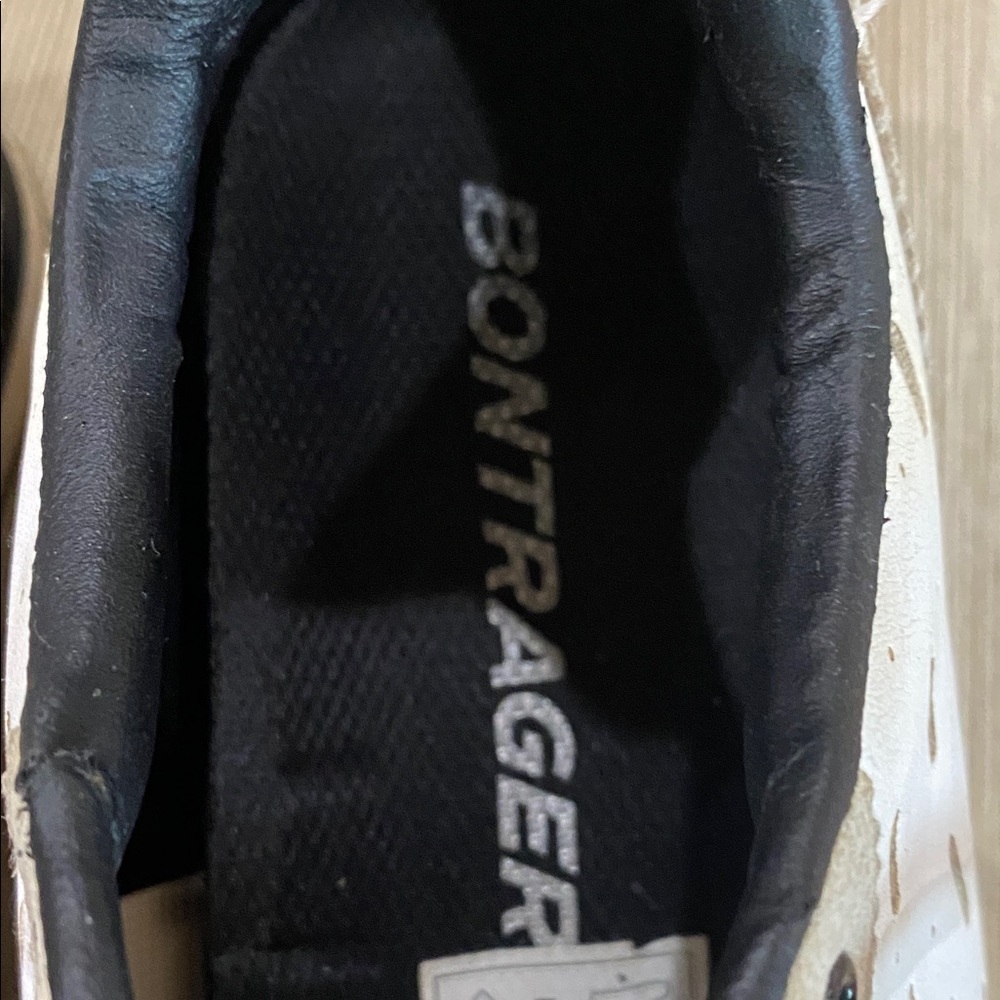 Bontrager podium Casual Cycling White and Black Shoes. EUR 39, Sz 6. Lace Up. - Picture 13 of 14